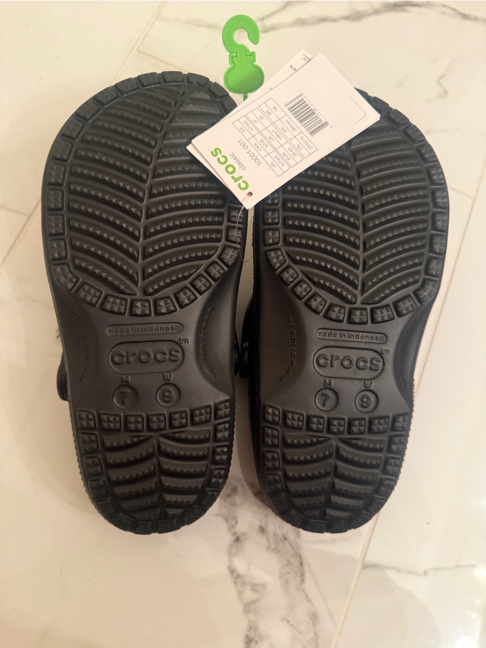 CROCS Classic Clog - Black - Picture 3 of 3